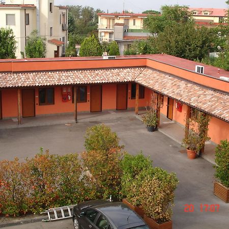 Hotel La Corte نابولي المظهر الخارجي الصورة